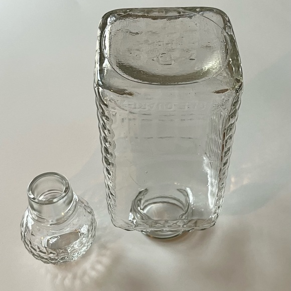 VTG Owens-Illinois Glass Company glass decanter, round intricate stopper - Picture 12 of 14